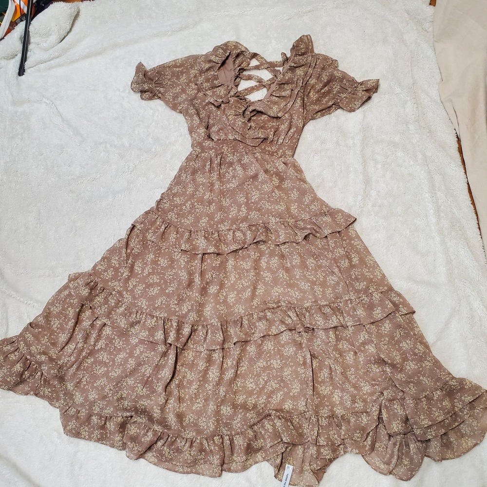 Petal & Pup Beige Floral Ruffle Tiered Dress Small Cottagecore Romantic Feminine - Picture 2 of 13
